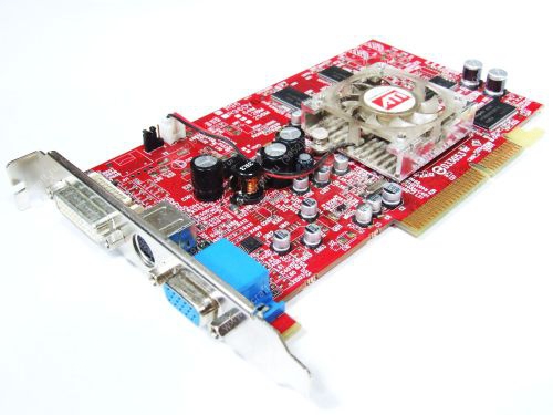 Видеоадаптер AGP Radeon 9600 Pro 128MB 400MHz 3072MB 300(600)MHz 128bit DVI VGA