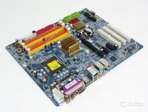 Intel Pentium 4 3.0Ghz\Gigabyte GA-8I915P Duo\1Gb\Radeon X300\80Gb\DVD-RW\350W