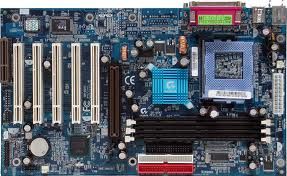 Socket 370 Gigabyte  GA-6OXT / AGP/ CNR/ 3SDRAM