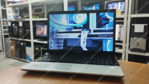 Samsung NP305E7A 17.3" AMD A8-3520M 1.6Ghz (x4)\6Gb\AMD Radeon 6620G\SSD 120Gb\Win 10\