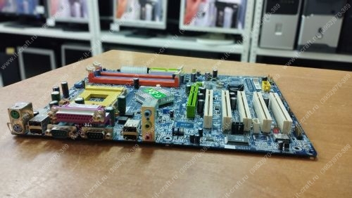 Socket S462 GIGABYTE GA-7N400 