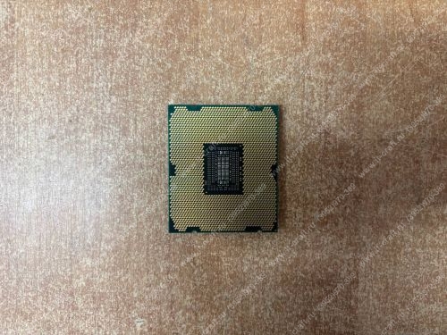 Socket 2011 Intel Xeon E5-2640 Sandy Bridge-EP (2500Mhz, L3 15360 Kb)