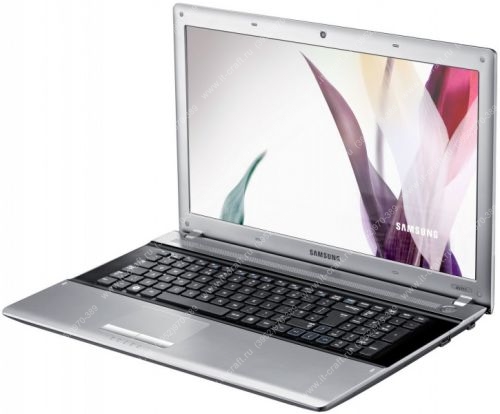 Ноутбук Samsung NP-RV520-A02RU 15.6" (Intel Core i5 2410M 2.3GHz/4GB/500GB/Intel HD3000/DVD-SMulti/WiFi)