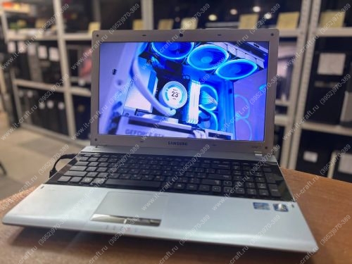 Ноутбук Samsung NP-RV520-A02RU 15.6" (Intel Core i5 2410M 2.3GHz/4GB/500GB/Intel HD3000/DVD-SMulti/WiFi)