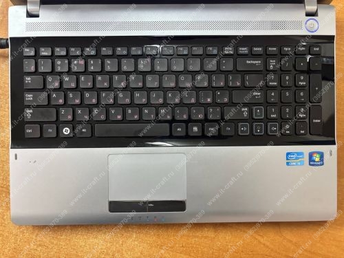 Ноутбук Samsung NP-RV520-A02RU 15.6" (Intel Core i5 2410M 2.3GHz/4GB/500GB/Intel HD3000/DVD-SMulti/WiFi)